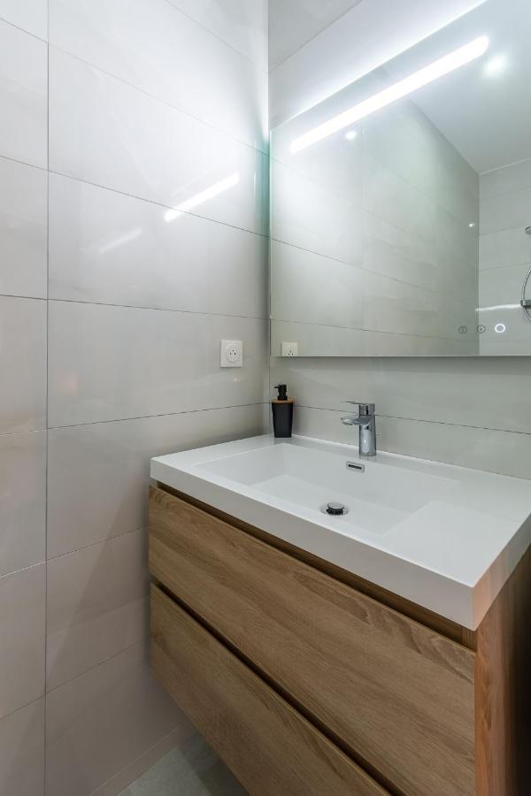 Le 04-Gregimmo-Appart'Hotel Montbeliard Bagian luar foto